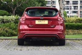 2017款福特福克斯两厢