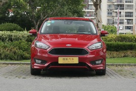 2017款福特福克斯两厢