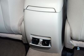 2013款奔腾B50