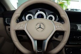 2012款奔驰CLS300