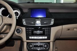 2012款奔驰CLS300