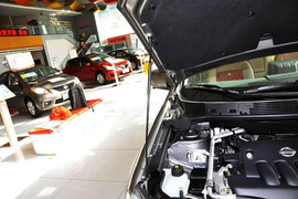 2012款日产逍客2.0XV