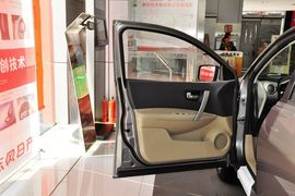 2012款日产逍客2.0XV