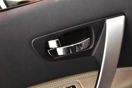 2012款日产逍客2.0XV