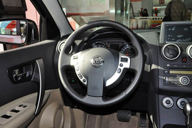 2012款日产逍客2.0XV