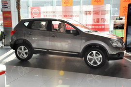 2012款日产逍客2.0XV