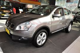 2012款日产逍客2.0XV