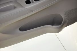 2012款日产轩逸1.6XL