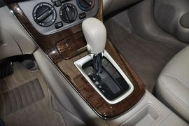 2012款日产轩逸1.6XL