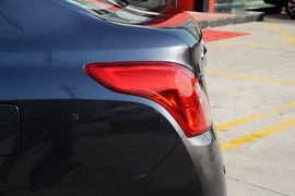 2014款日产阳光1.5L自动