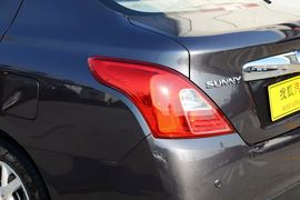 2014款日产阳光1.5L自动