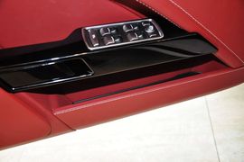 2014款阿斯顿马丁Rapide