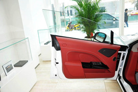 2014款阿斯顿马丁Rapide