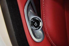 2014款阿斯顿马丁Rapide