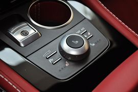 2014款阿斯顿马丁Rapide