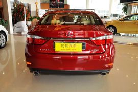 2013款雷克萨斯ES250精英版