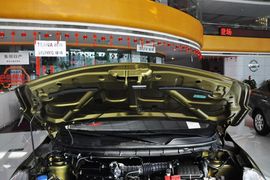 2013款日产骊威劲锐版1.6XL