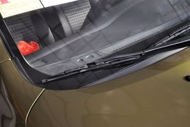 2013款日产骊威劲锐版1.6XL