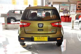 2013款日产骊威劲锐版1.6XL
