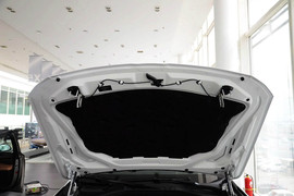 2014款宝马520i典雅型