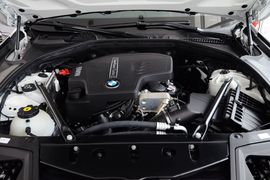 2014款宝马520i典雅型