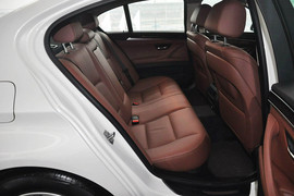 2014款宝马520i典雅型