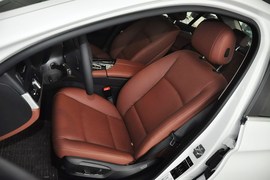 2014款宝马520i典雅型