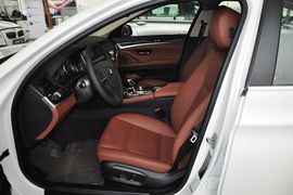 2014款宝马520i典雅型
