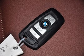 2014款宝马520i典雅型