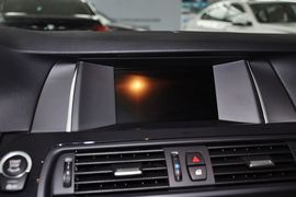 2014款宝马520i典雅型