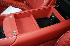 2014款阿斯顿马丁Vanquish