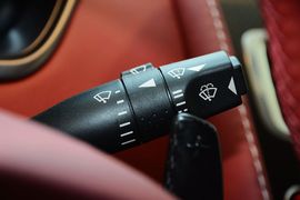 2014款阿斯顿马丁Vanquish