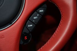 2014款阿斯顿马丁Vanquish