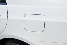 2014款比亚迪秦1.5T旗舰型