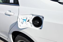 2014款比亚迪秦1.5T旗舰型