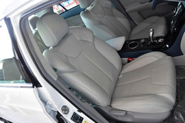 2014款比亚迪秦1.5T旗舰型