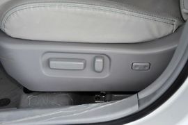 2014款比亚迪秦1.5T旗舰型