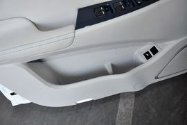 2014款比亚迪秦1.5T旗舰型