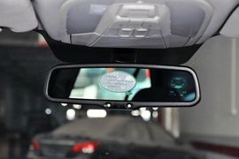 2014款比亚迪秦1.5T旗舰型