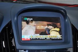 2014款比亚迪秦1.5T旗舰型