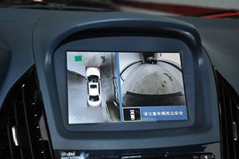 2014款比亚迪秦1.5T旗舰型