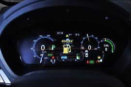 2014款比亚迪秦1.5T旗舰型