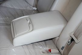 2013款比亚迪速锐1.5L手动豪华型