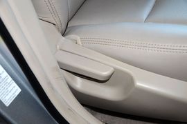 2013款比亚迪速锐1.5L手动豪华型