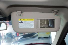 2013款比亚迪速锐1.5L手动豪华型