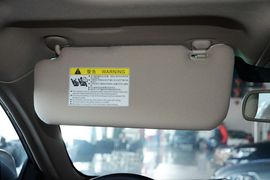2013款比亚迪速锐1.5L手动豪华型