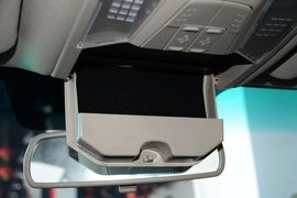2013款比亚迪速锐1.5L手动豪华型