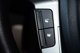 2013款比亚迪速锐1.5L手动豪华型