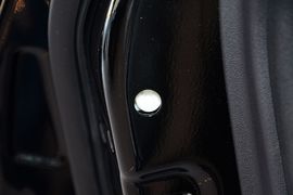 2014款路虎揽胜极光2.0T