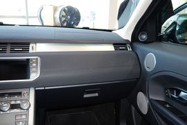 2014款路虎揽胜极光2.0T